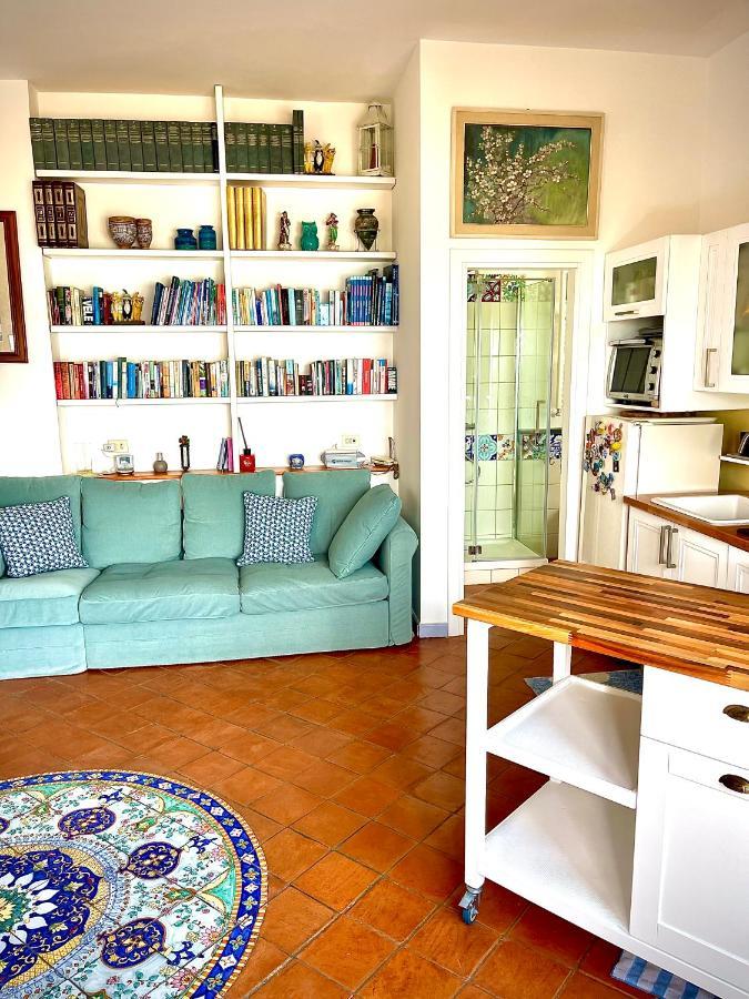 Relais Serapo Гаета Екстериор снимка