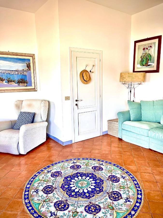 Relais Serapo Гаета Екстериор снимка