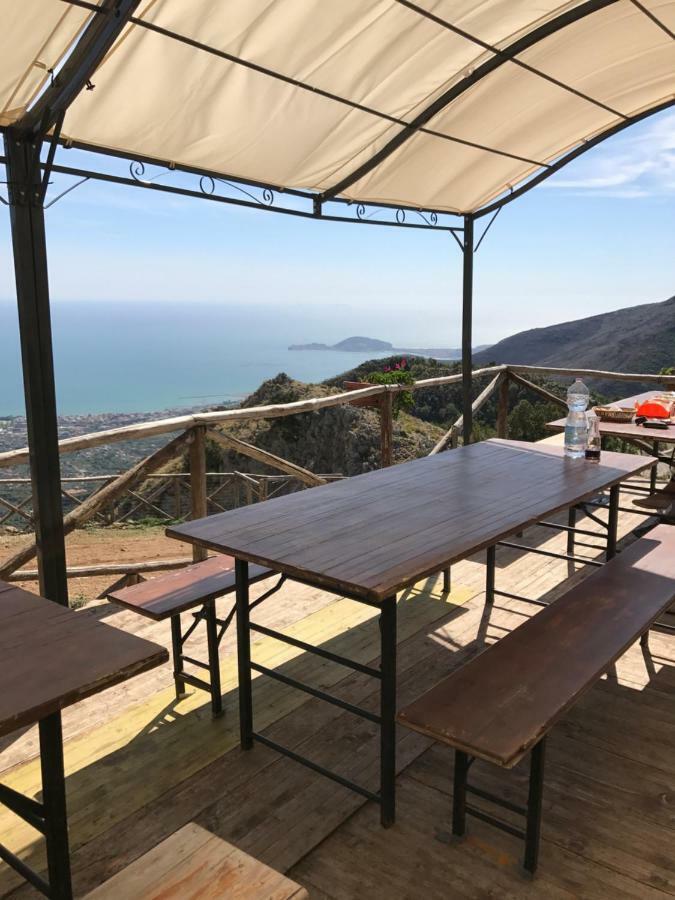 Relais Serapo Гаета Екстериор снимка